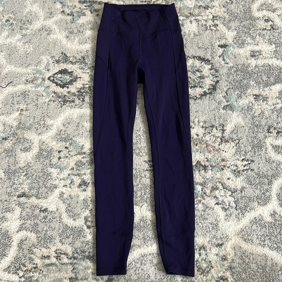 Lululemon In Movement 7/8 Tight (Everlux 25") - Picture 1 of 9